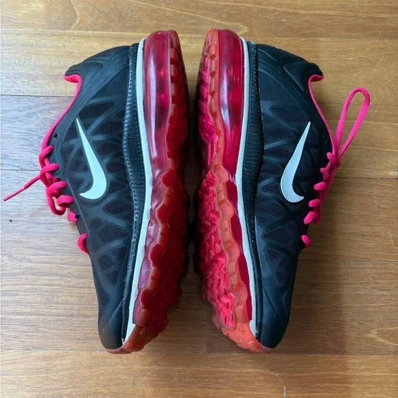 Nike Air Max Running Shoes - Picture 4 of 9